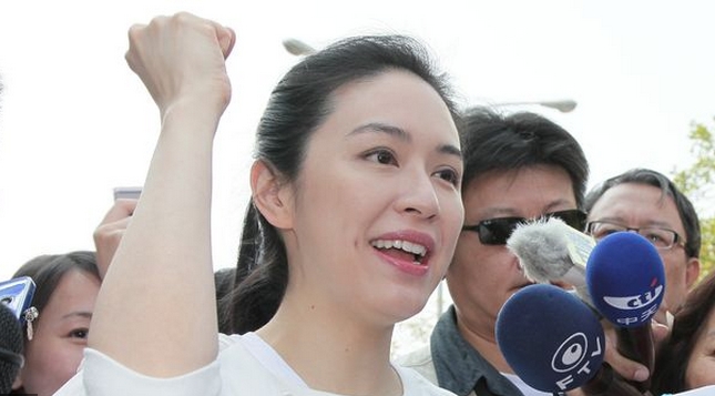 蔡依珊小姐，你知道打抹黑選戰的是你老公陣營嗎? 